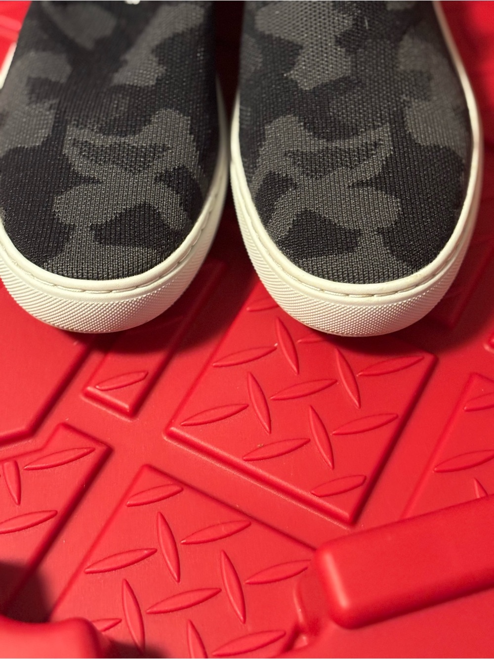 Rothy's Original Gray/Black Camo Slip on - Picture 2 of 5